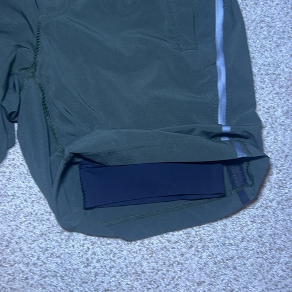 Lululemon Olive Green, Long Size Men's Large Lined Spandex Athletic shorts - Picture 7 of 7